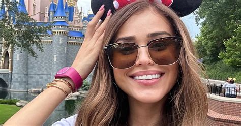 Meest Sexy Weervrouw Doet Temperatuur Stijgen Met Pikante Lingerie Je Bent Een Godin Foto