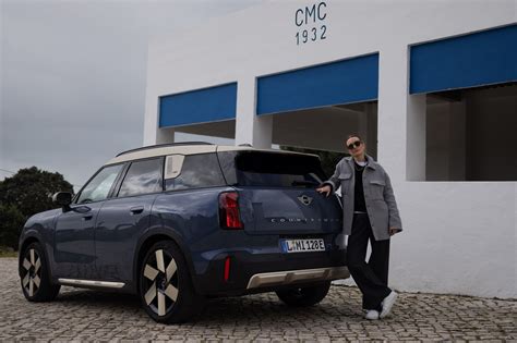ellectric unleash  electric thrill    mini countryman se