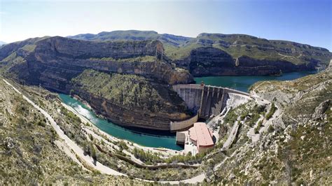 Sucesos Muere ahogado un joven de 19 años en el embalse de Cortes de