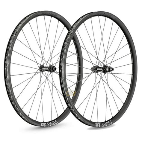 Set Ruote DT SWISS XRC 1200 Spline 29 CL 30 Carbon KonosCycling