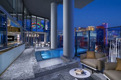 Stay In The Hotel Suite Of Your Dreams At The Palms