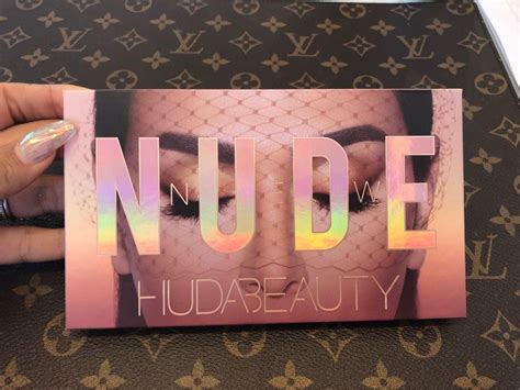 Huda Beauty Nude Palette PS Beauty