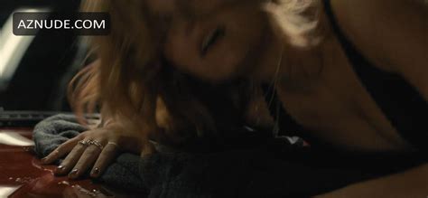 KELLY LAMOR WILSON Nude AZNude