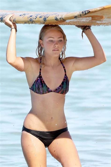 AnnaSophia Robb Nude Pics LEAKED Twerking Porn Video