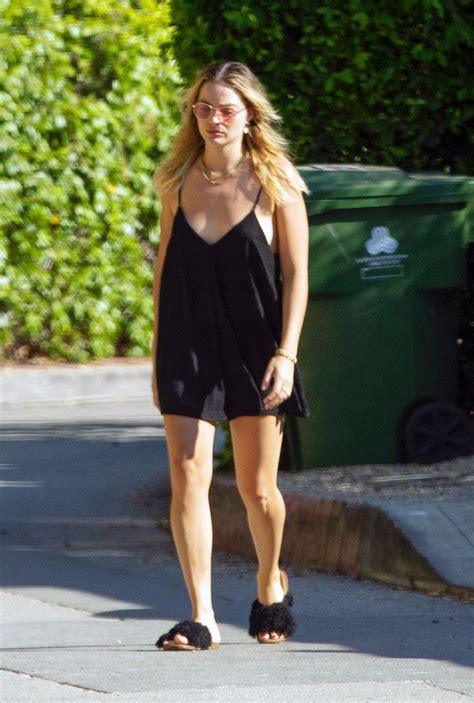 Newstar Robbie Images Usseek Nude Picture Bluedolz SexiezPix Web Porn