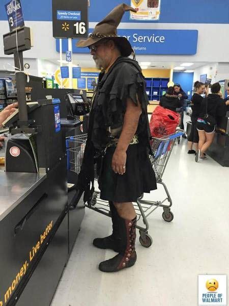 People Of Walmart Part 37 28 Pics