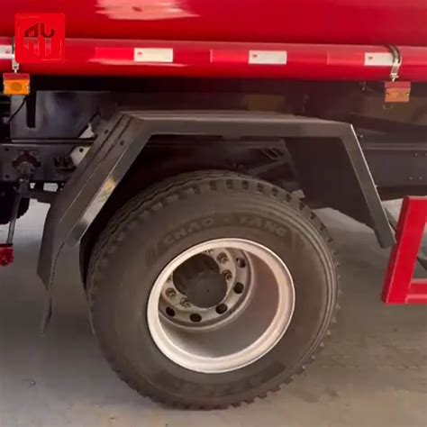 Howo Two Axle Tank Truck Forest Fire Rescue Truck Small Fire Truck