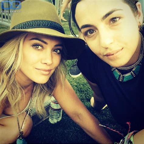 Hilary Duff Nude Pictures Photos Playboy Naked Topless Fappening