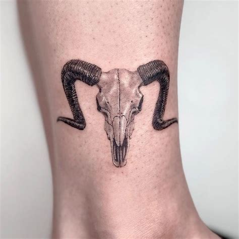 Tattoo Artist GRAYCODE Graycodetattoo Adicionou Uma Foto Em Sua