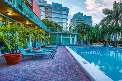 Best Western Plus Oceanside Inn
