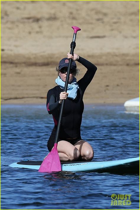 Renée Zellweger hands Naked Onlyfans