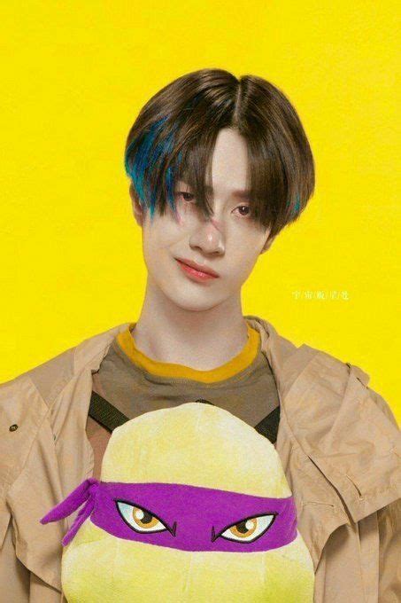 Pin by WYBXZ on Wang Yibo 王一博 Wang Cute gay couples Korean girl photo