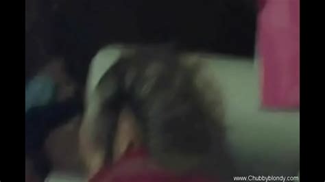 Pareja Italiana Amateur De La Gran Chubby Blondy En Casa Les Gusta Filmarse Haciendo Cosas