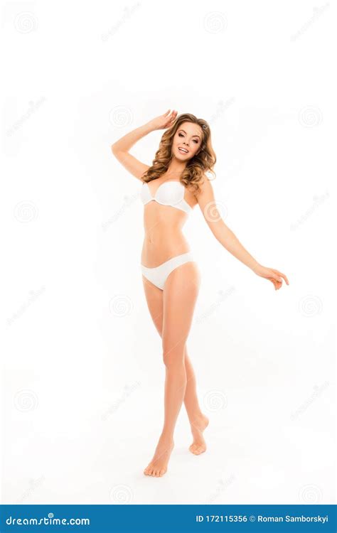 Fijne Mooie Vrouw in Lingerie Geïsoleerd Op Witte Achtergrond Stock Foto Image of haar cijfer