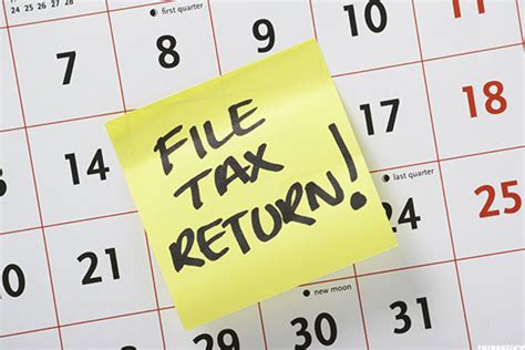 Tax Dates and Deadlines in 2021 - TheStreet