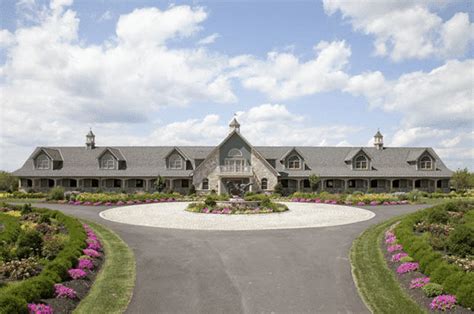 Luxury Horse Barns You Need to See | Fancy Horse Barn Ideas