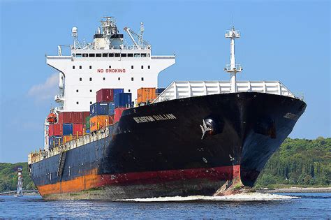 Hafen Hamburg Seaspan Dalian