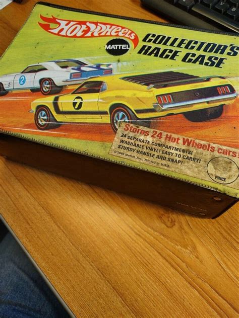 Vintage Hot Wheels Collector S Case 1969 24 Car Storage 3938240657