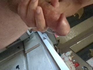 粗大的白色鸡巴射精坚硬 Pornhub Gay