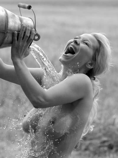 Post Outdoor Naked Fun Tumblr Tumbex