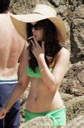 Kate Beckinsale Awesome Green Bikini 2005 31x Phun Org Forum