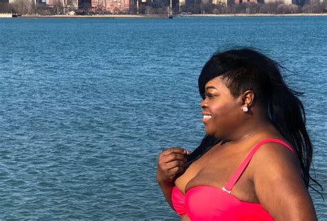 9 Hot Sexy Shirley Hemphill Bikini Pics