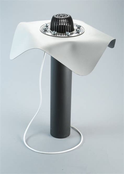 Воронки кровельные SGT