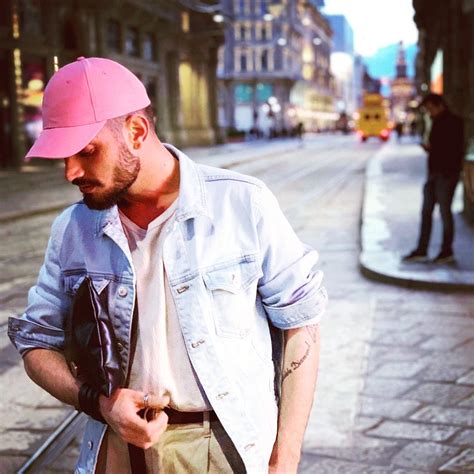 Parla il ragazzo a cui è stato negato laffitto perché gay Non so se restare a MARCIANISE o