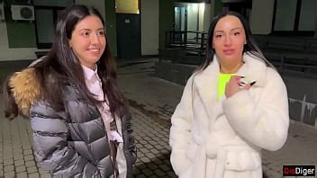 Recogimos A Dos Strippers Con Un Amigo Y Las Follamos Duro Xvideos