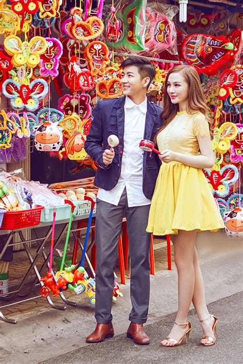 Hot girl Kelly gợi cảm dạo phố trung thu Người đẹp Việt Giải Trí