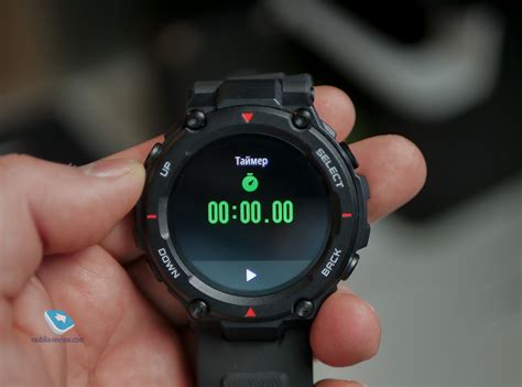 Mobile-review.com Обзор фитнес-часов Amazfit T-Rex