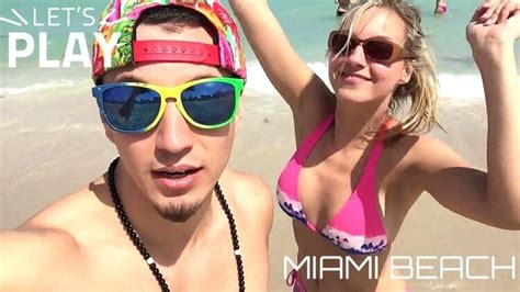 Sexy Hot Winny Clarke Bikini Pics