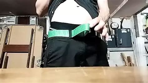 Shorts Under My Knees Free Solo Man Porn Xhamster