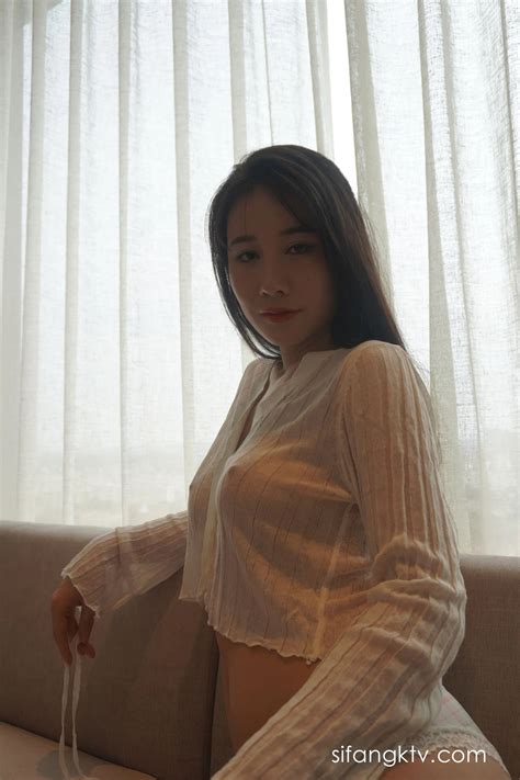 Hit x Hot 国模北京丽人女神大尺度人体私拍套图 Page