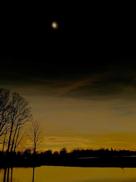 Eclipse in Marion Ohio : r/pics