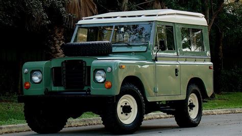 1973 Land Rover Series Iii Defender Style Sport Utility Vehicle Left