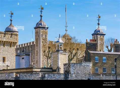 Traditional architecture of the Tower of London Stock Photo - Alamy