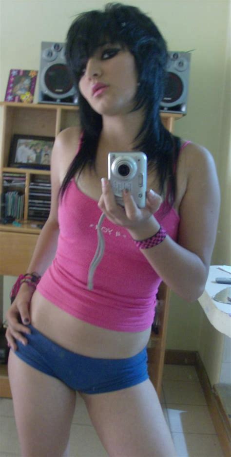 Teen Mirror Selfies Tumblr Kyrsvblnh Qzfsq O Porn Pic