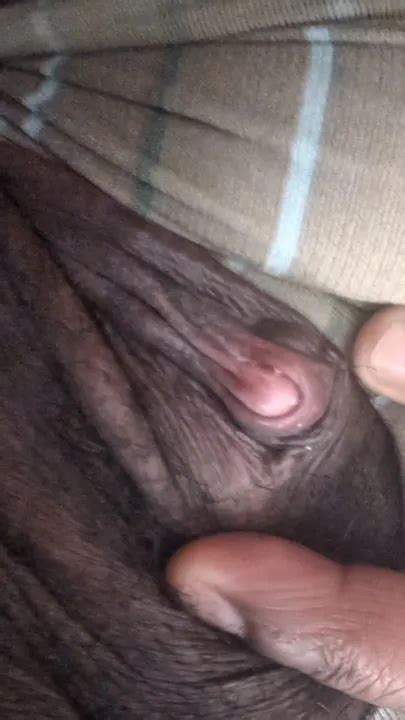 Cameltoe Porn Videos Featuring Pussy Outlines In Leggings Xhamster