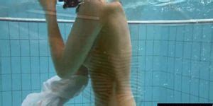 Horny Grandpa In Drained Swimming Pool Porn Videos