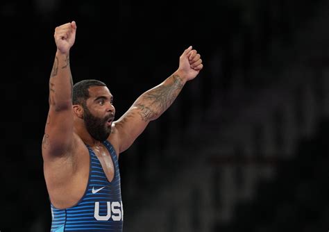 Olympic gold medalist Gable Steveson signs deal with WWE while still in ...