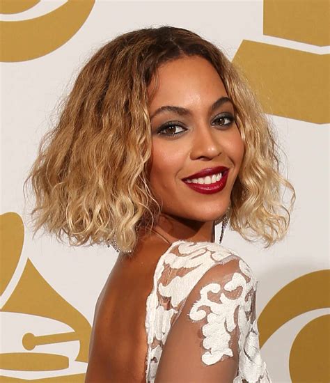 The secret to the perfect messy bob haircut is simpler than most 33