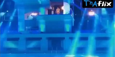 Mariana Echeverria Bikini Scene In El Gran Chapuzon Tnaflix