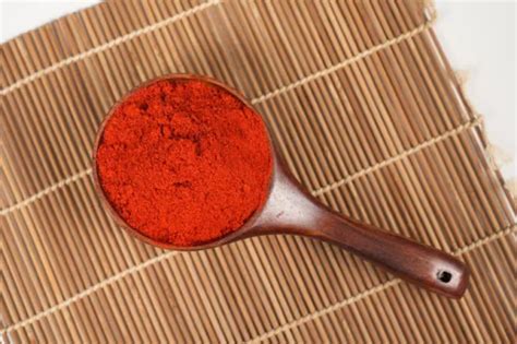 Hot Chilli Bell Pepper Distributor Dried Chili Red Sweet Paprika Powder Chili And Hot Chilli