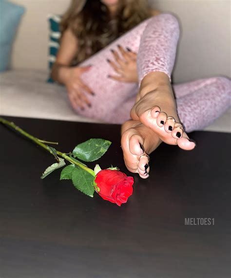 Nudes Feetinyourface Nude Pics Org