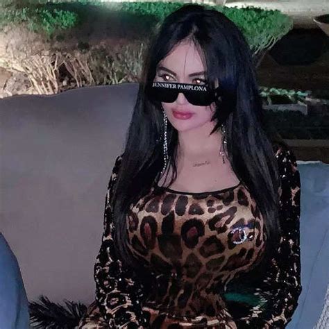 Hot Sexy Kamilla Shermuh Bikini Pics