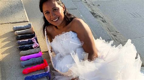 DIY Silicone Dildo At Scheveningen Beach