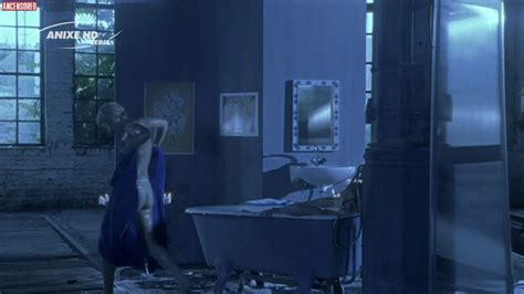 Naked Anna Maria Ondra In Helicops Einsatz Ber Berlin