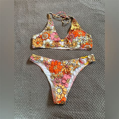 Retro Vibe Flower Power Bikini With Heart Details In Gem