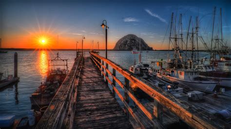 Stunning Morro Bay Sunset And Morro Rock Morro Bay Hotels Morro Bay